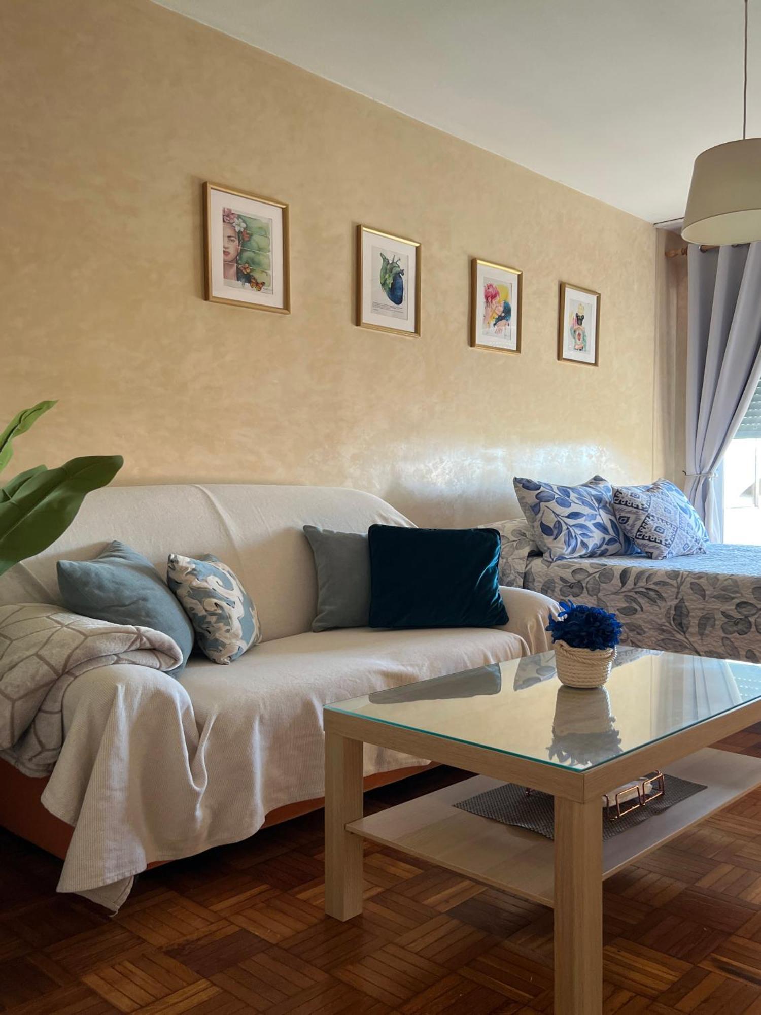 Apartamento Triana Con Vistas - Aloha Sevilla Luaran gambar